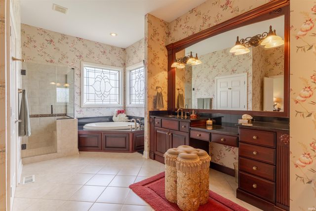 5622 Victoria Bluffs Drive, Newburgh, IN 47630