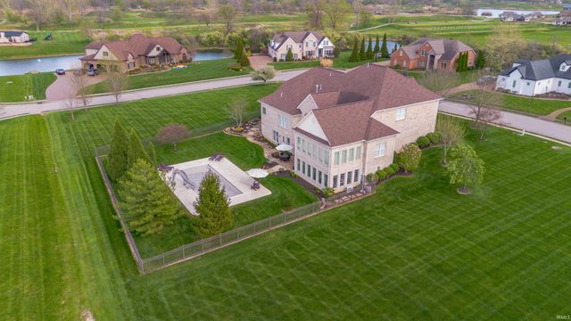5622 Victoria Bluffs Drive, Newburgh, IN 47630