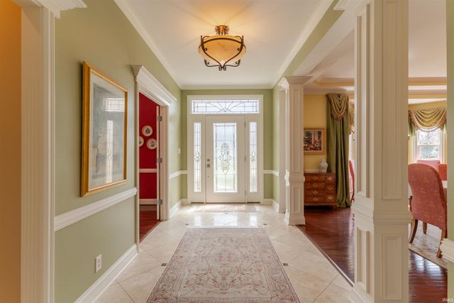 5622 Victoria Bluffs Drive, Newburgh, IN 47630