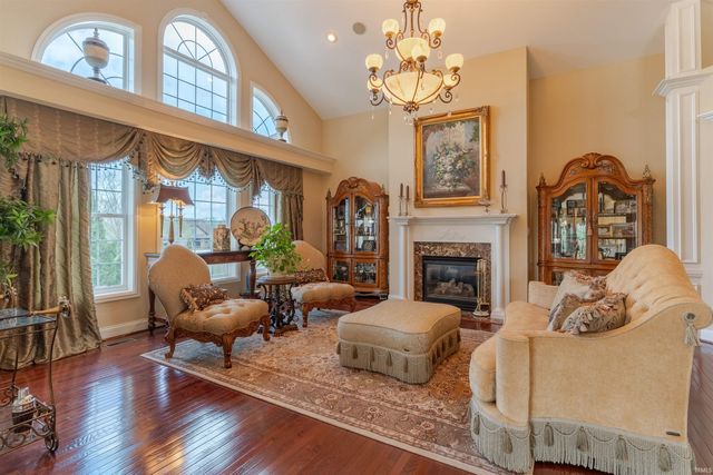 5622 Victoria Bluffs Drive, Newburgh, IN 47630