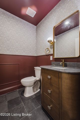 120 S Bayly Ave, Louisville, KY 40206