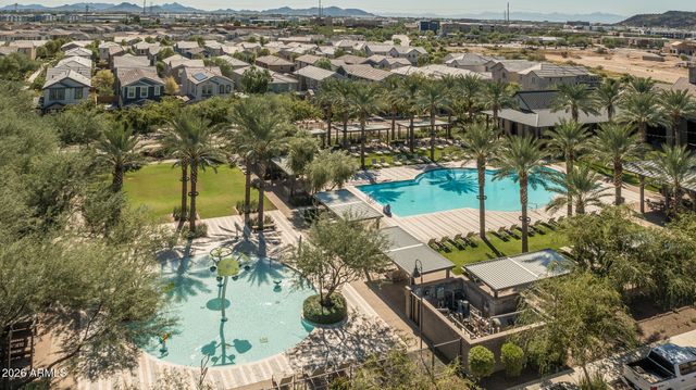 1963 W DESERT HOLLOW Drive, Phoenix, AZ 85085