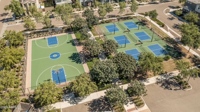 1963 W DESERT HOLLOW Drive, Phoenix, AZ 85085