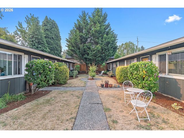 804 Se NEHALEM St, Portland, OR 97202