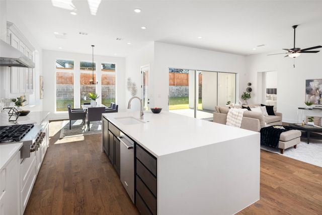 3879 Vase Vine Place, Frisco, TX 75033