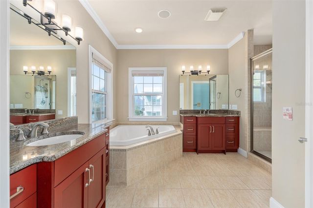 1061 NW 50TH TERRACE, Gainesville, FL 32605