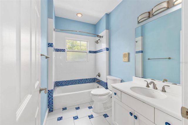 1061 NW 50TH TERRACE, Gainesville, FL 32605