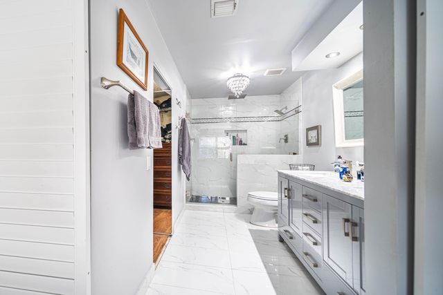 2051 NW 35th Terrace, Coconut Creek, FL 33066