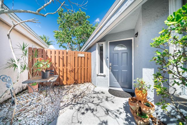 2051 NW 35th Terrace, Coconut Creek, FL 33066