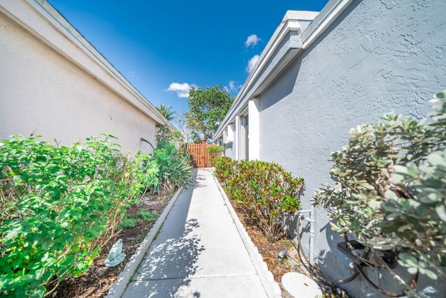 2051 NW 35th Terrace, Coconut Creek, FL 33066