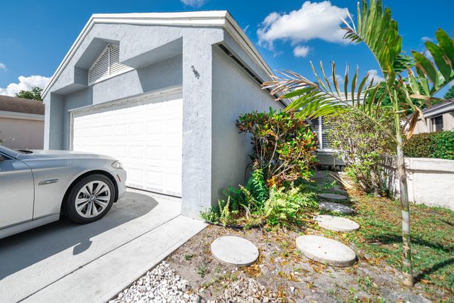 2051 NW 35th Terrace, Coconut Creek, FL 33066