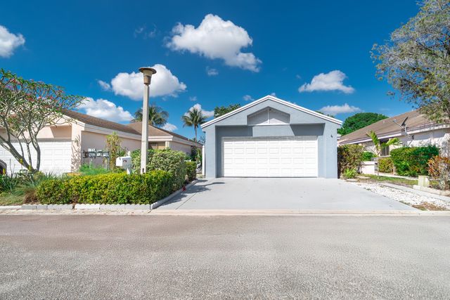 2051 NW 35th Terrace, Coconut Creek, FL 33066