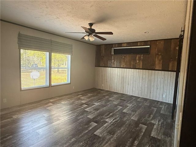 2843 OLD MARKSVILLE Highway, Pineville, LA 71360