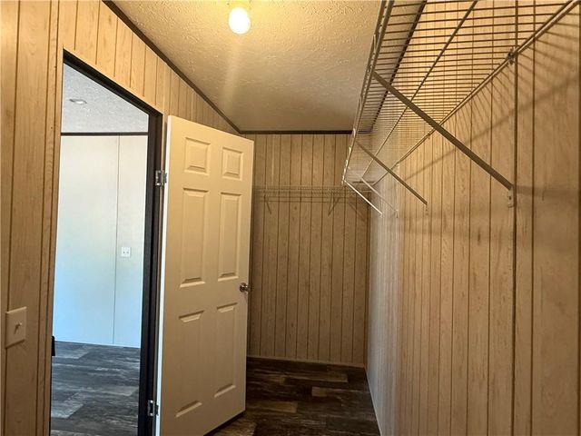 2843 OLD MARKSVILLE Highway, Pineville, LA 71360