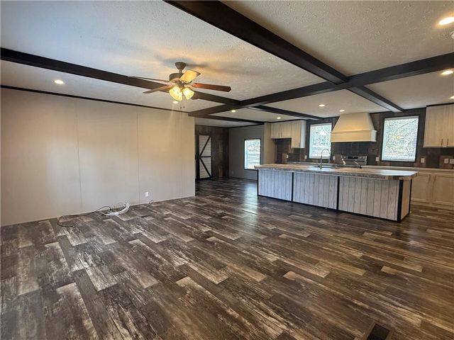 2843 OLD MARKSVILLE Highway, Pineville, LA 71360