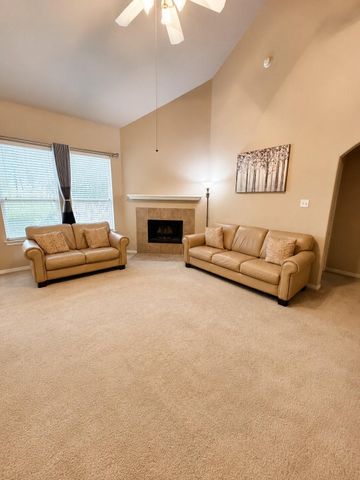 6318 Dayridge Lane, Houston, TX 77048