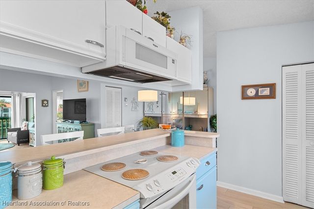 4915 Casablanca Circle H23, Sebring, FL 33870