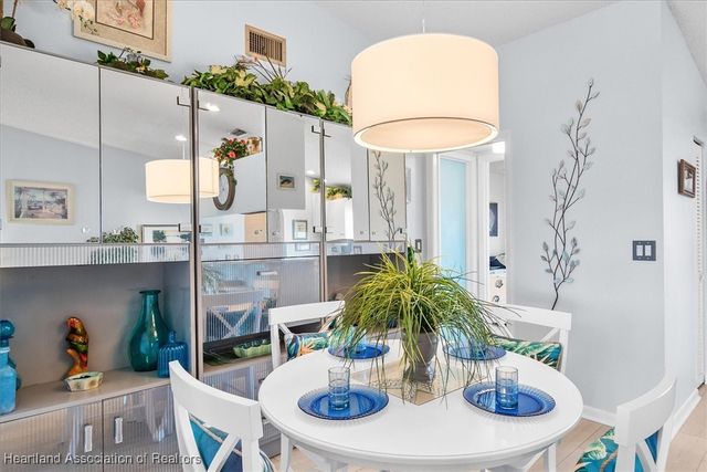 4915 Casablanca Circle H23, Sebring, FL 33870