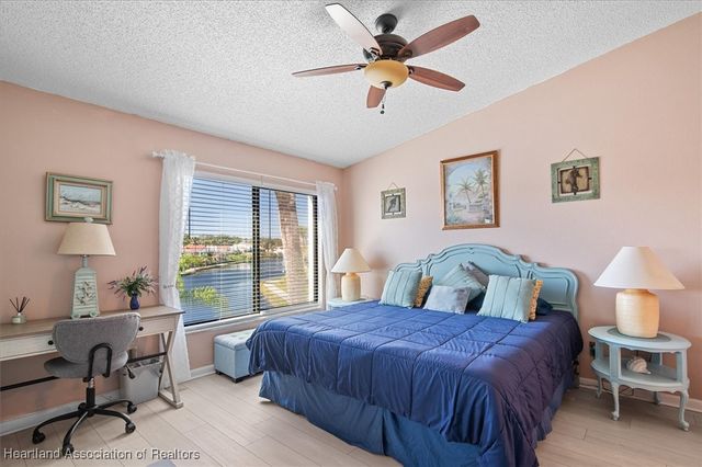 4915 Casablanca Circle H23, Sebring, FL 33870