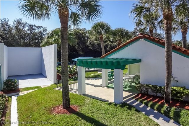 4915 Casablanca Circle H23, Sebring, FL 33870