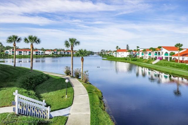 4915 Casablanca Circle H23, Sebring, FL 33870