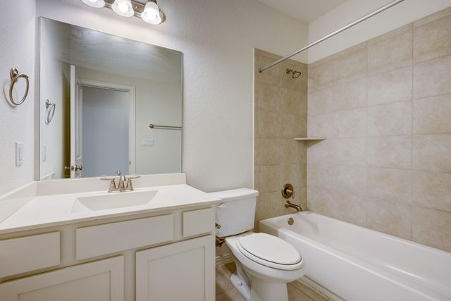 4123 Van Ness DR, Round Rock, TX 78681