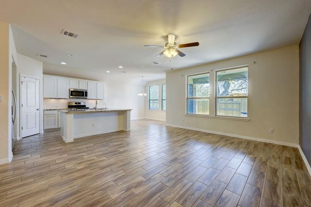 4123 Van Ness DR, Round Rock, TX 78681