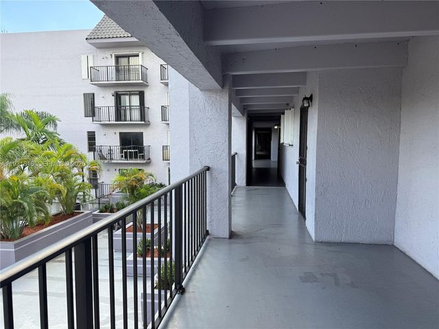 777 SW 9th Ave 322, Miami, FL 33130