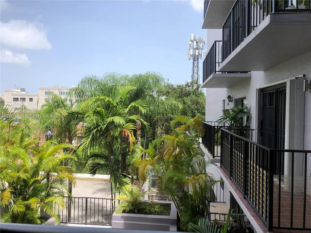 777 SW 9th Ave 322, Miami, FL 33130