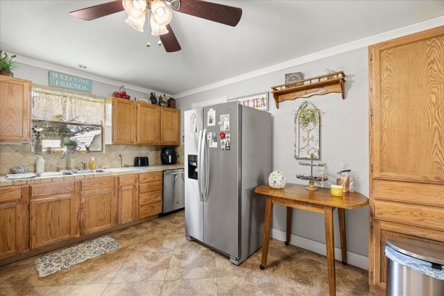 2022 Long Creek Court, Granbury, TX 76049
