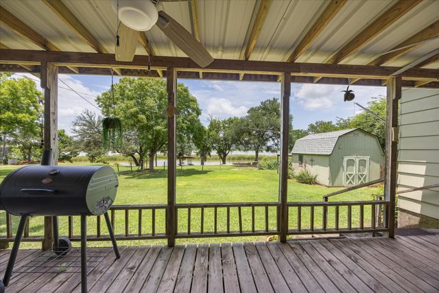 2022 Long Creek Court, Granbury, TX 76049