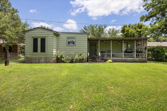 2022 Long Creek Court, Granbury, TX 76049