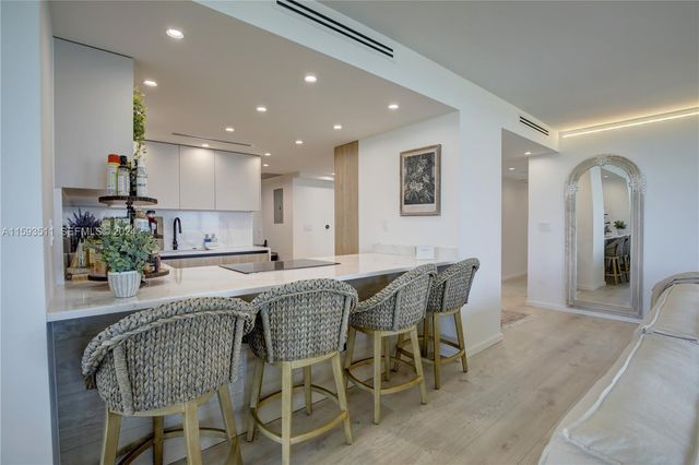 1121 Crandon Boulevard D1201, Key Biscayne, FL 33149