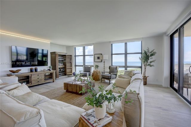1121 Crandon Boulevard D1201, Key Biscayne, FL 33149