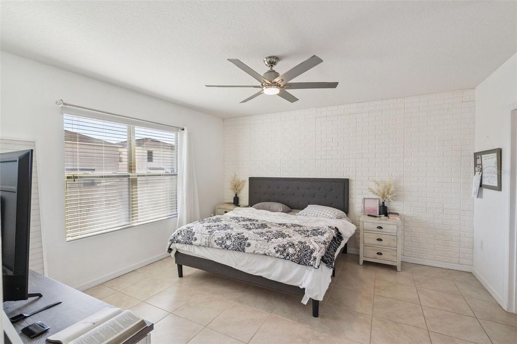 Image 13 of property listing at 3041 TIMBER HAWK CIRCLE, Ocoee, FL 34761