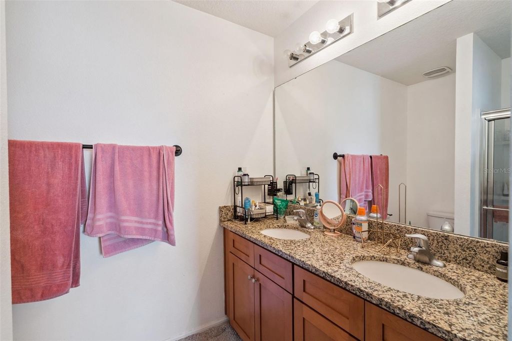 Image 16 of property listing at 3041 TIMBER HAWK CIRCLE, Ocoee, FL 34761