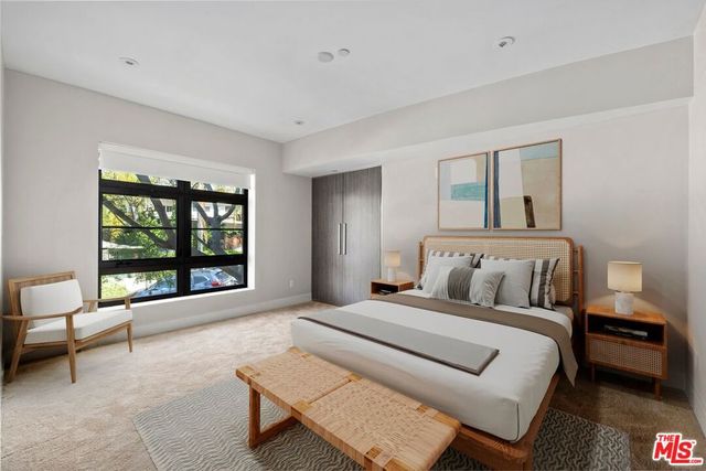 8788 Shoreham Drive 23, West Hollywood, CA 90069