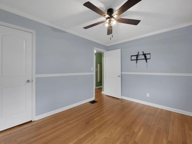 110 Valley Drive, Florence, KY 41042
