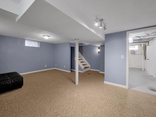 110 Valley Drive, Florence, KY 41042