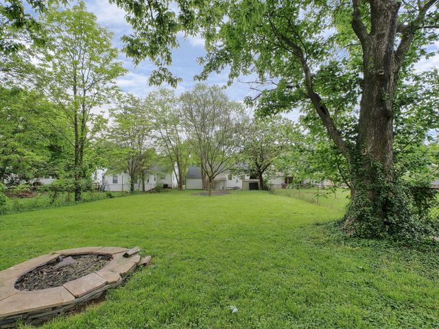 110 Valley Drive, Florence, KY 41042