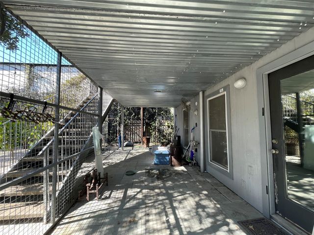 5911 Winsome Lane B, Houston, TX 77057