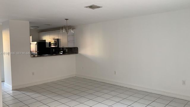 7905 NW 8 ST 8A, Miami, FL 33126