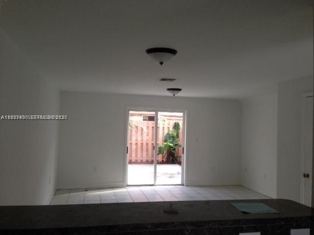 7905 NW 8 ST 8A, Miami, FL 33126