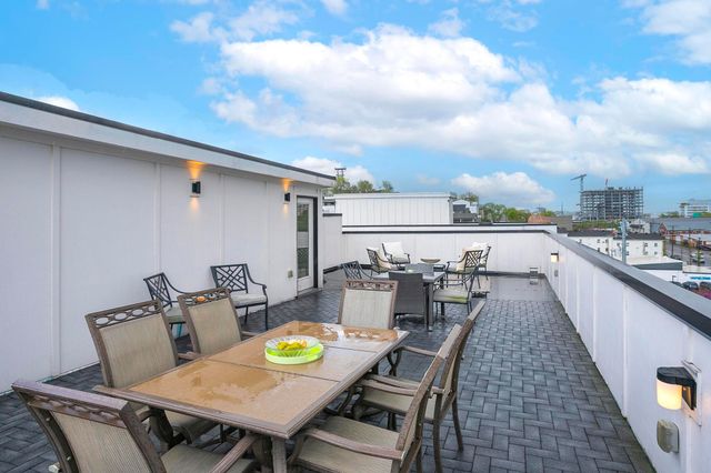 400 36th Ave, N, Nashville, TN 37209