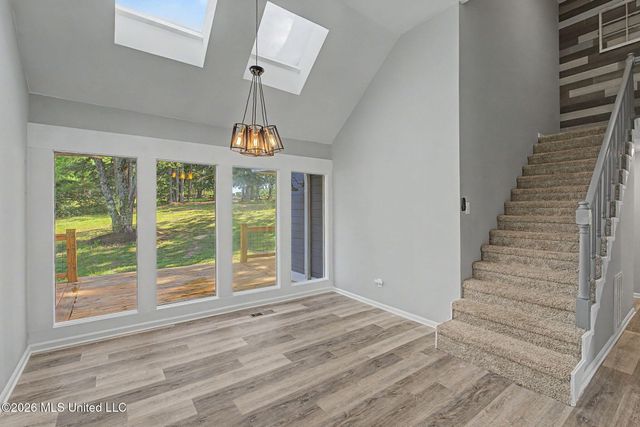 66 S Robertson Road, Hernando, MS 38632