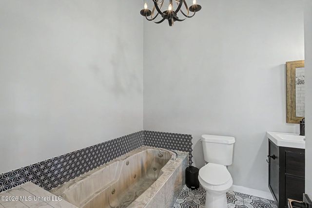 66 S Robertson Road, Hernando, MS 38632