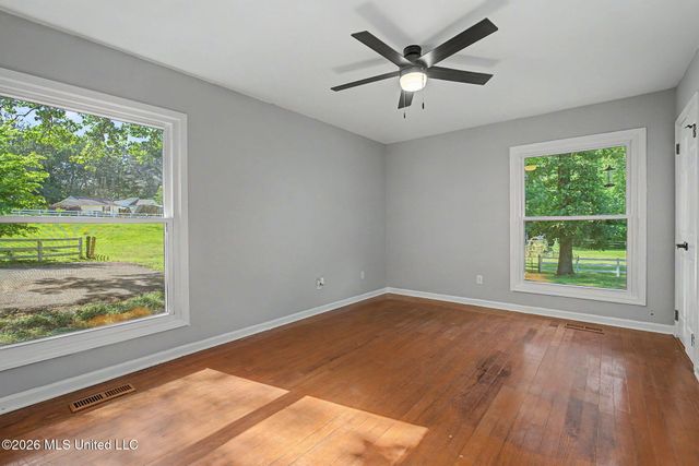 66 S Robertson Road, Hernando, MS 38632