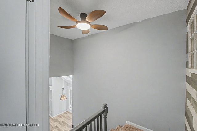 66 S Robertson Road, Hernando, MS 38632