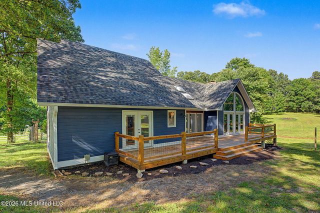 66 S Robertson Road, Hernando, MS 38632