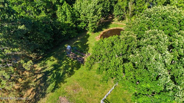 66 S Robertson Road, Hernando, MS 38632